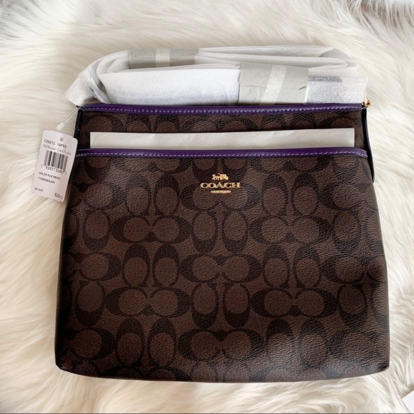 Sold🚫Coach File Crossbody In Signature Canvas - Picture 6 of 9